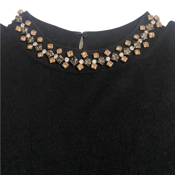 Ann Taylor beautiful bejeweled neckline 3/4 sleeve sweater back slit closure - Picture 2 of 5